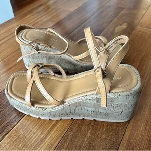 Madden girl size 10 wedge sandals